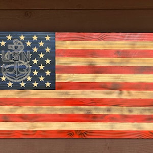Hölzerne amerikanische Flagge Marineanker - handgemacht, Militärflagge, Marinerobben-Flagge, rustikale Flagge, hölzerne Marineflagge.