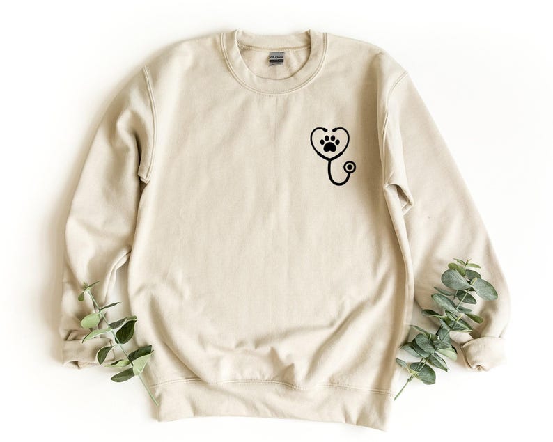 Stethoscope Paw Pocket Sweatshirt, Veterinarian Sweater, Vet Tech Sweater, Veterinarian Gift, Customize Vet Gifts, Personalize Vet Tech Gift image 3