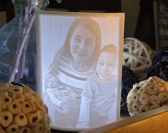 Personalized 3D Printed Photo Lithophane with Tea Light and Stand