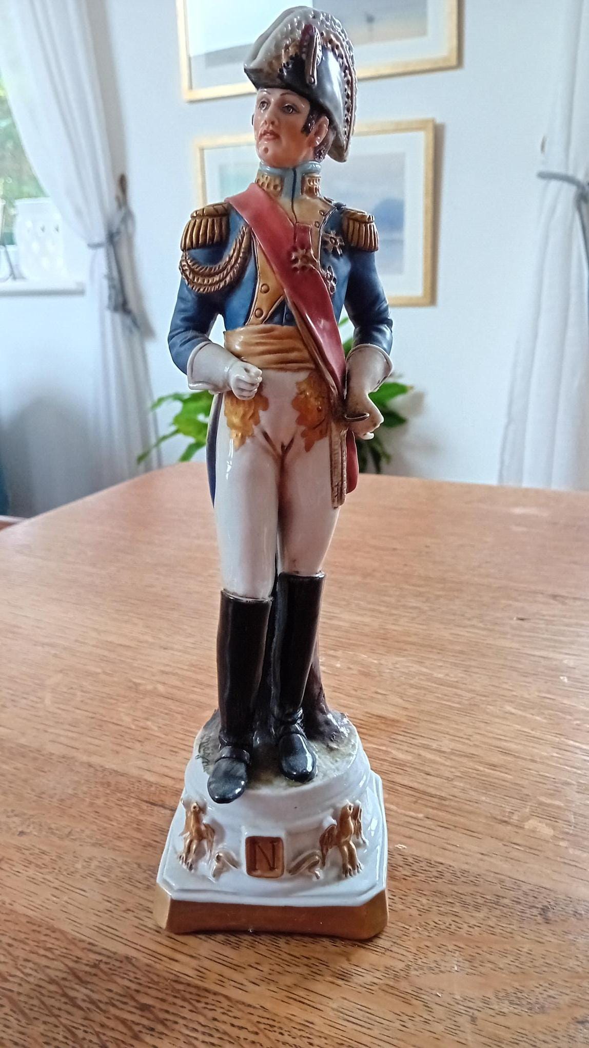 Lot - A group of Napoleonic porcelain military figures, 20th century