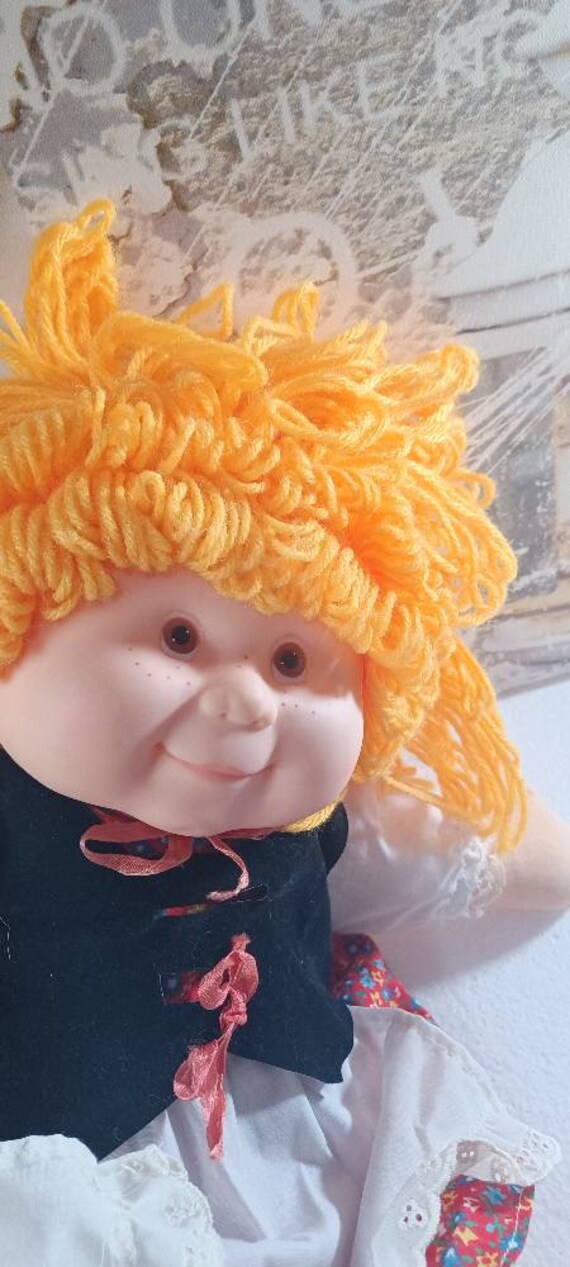 1983 blue hotsell box doll