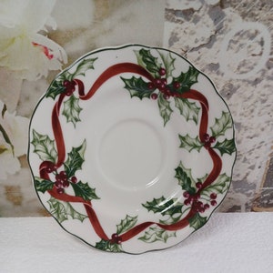 Ersatz-Charter-Club China Winter Garland Untertasse Teller Holly Ribbon 6,75 "Zustand ist in sehr gutem Zustand gebraucht, bitte