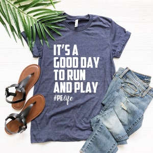 PE Teacher Shirt Gift, Coach Tshirt, Physical Education T-shirt, School  Gym, Workout Clothes, Fitness Outfit, Gift for Trainer, Exercise