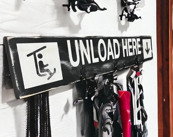 Unload Here Ski Sign Coat Hanger, entryway ski gear with hooks, ski lodge decor, ski lovers gift, custom wood ski sign, mudroom organizer