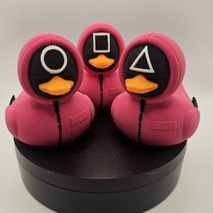 Game-Themed Jeep Duck | Squid-Inspired Collectible for Jeep Ducking Fun | 3D Printed Handmade in USA