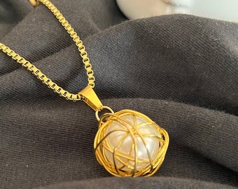 Baroque Pearl Cage Necklace, Gold Layered Necklace, Large Gold Baroque Pearl Chain Necklace, Valentine's Day Gift, Mother's Day Gift