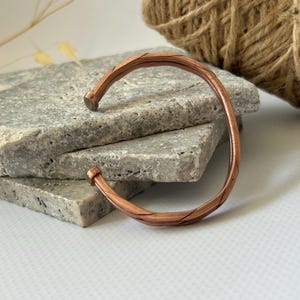 Adjustable Copper Bracelet for Men & Women | Hammered Rustic Bangle | Waterproof Healing Jewelry | Pure Copper Gift for Arthritis Relief image 7