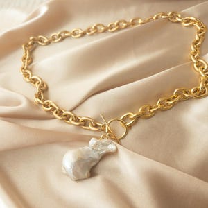 Chunky Gold Single Baroque Pearl Necklace, Heavy Large Chain, Gold Chunky Chain, Mother&#39;s Day Gift, Wedding Gift
