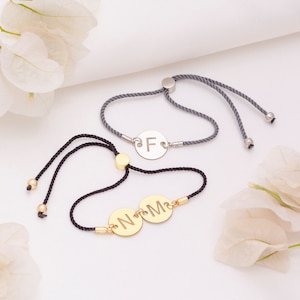 Personalisiertes Namensarmband, Personalisiertes Namensarmband, Zierliches İnitial Armband, Benutzerdefiniertes Goldarmband, Freundschaftsarmband String