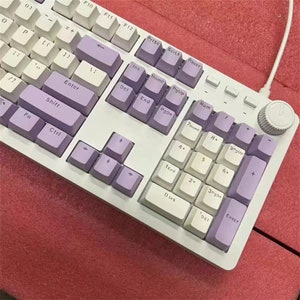 Ice Blue Light Retro Gaming Keyboard, 104 Keys Wired Hotplug Keyboard, Typewriter Mechanical Gaming Keyboard, Keycaps for Windows/Mac/PC