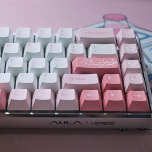 Full Set 130 Keys, Pink Sakura Keycap Set, Girls Gifts Cherry Profile Keycaps, Gaming Mechanical Keyboard PBT Thermal Sublimation Keycaps