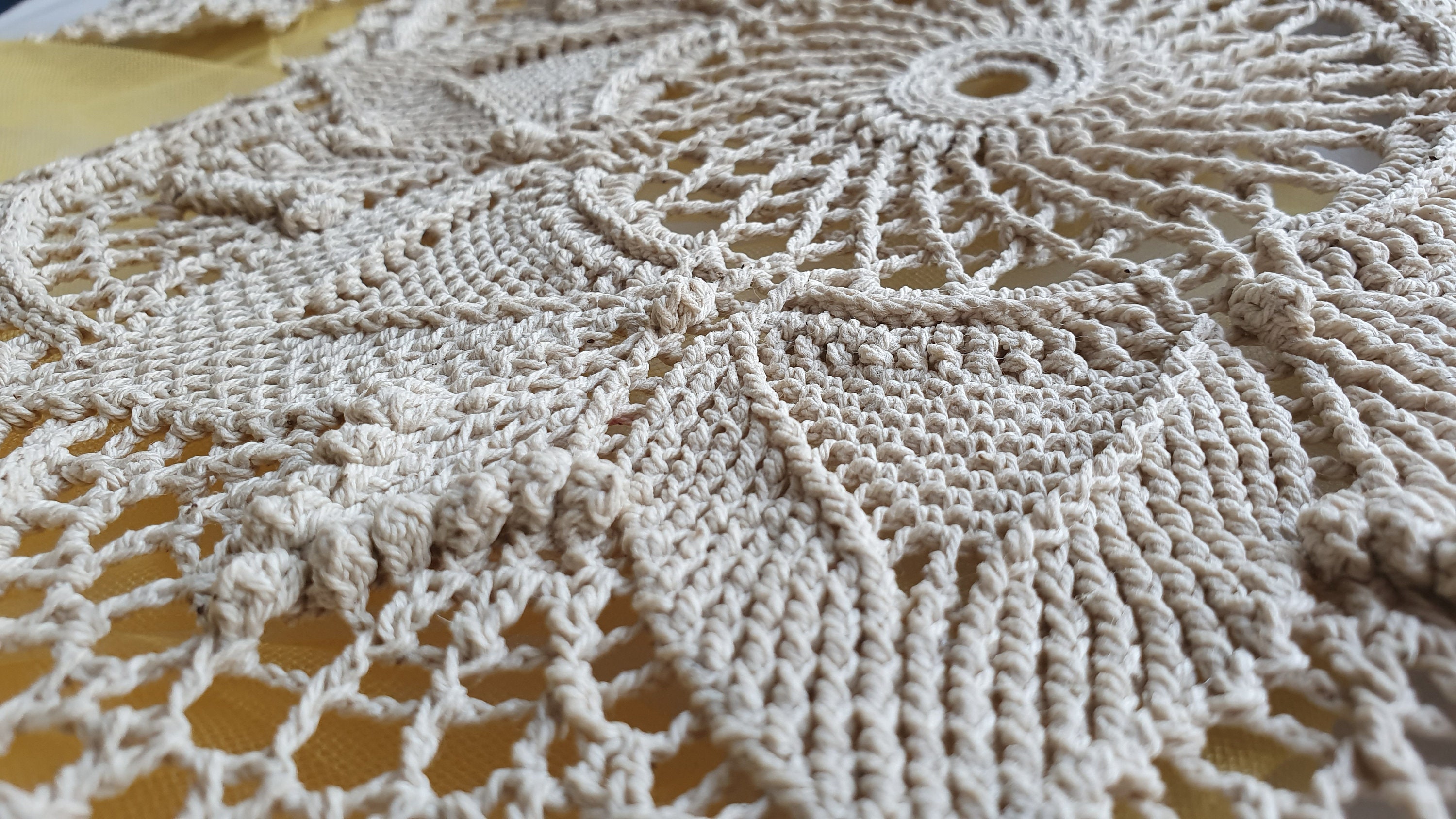 11 Large Round Crochet Doily, Textured Doily, Handmade Tablelinen, Cozy ...