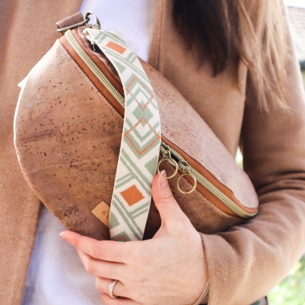 ELIANA | Cork bum bag