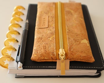MATTEA | Cork pencil case with elastic band