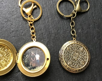 Médaillon personnalisé, porte-clés, cadeau de fête des pères, cadeau de fête des mères, personnalisé avec votre propre mémoire photo, porte-clés de médaillon,