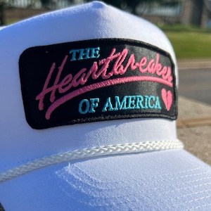 ヴィンテージ PINK HEARTBREAKER of America ロープ スナップバック トラッカー メッシュ ハット シボレー風パッチ付き クラシック トラック アパレル 男女兼用