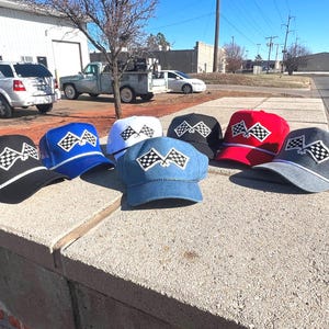 Gorra de camionero vintage con bandera a cuadros – Gorra de carreras