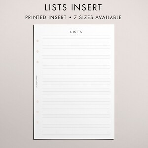 Peut inclure: Un intercalaire de planificateur imprimable blanc ligné avec le mot "LISTES" en haut. L'intercalaire comporte six trous sur le côté gauche pour un classeur.
