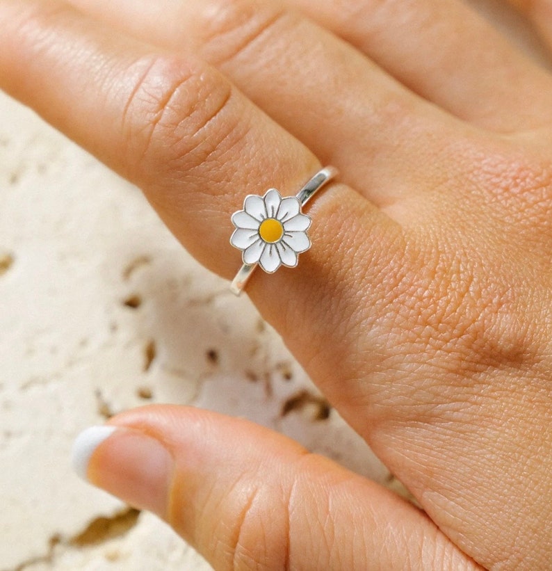 Daisy Anxiety Fidget Ring Anxiety Ring Skin Picking Worry Ring Gift for Her Cute Ring Spinner Adjustable Ring Stress-Relief image 5