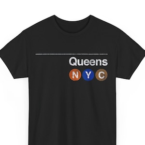QUEENS New York NYC Worn Design T-Shirt
