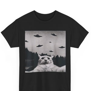 Alien Cat UFO Selfie T-Shirt