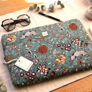 Housse ordinateur matelassée 13 a 17 pouces, taille au choix, protection High Tech, doublure imperméable, trousse à cables disponible