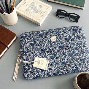 Pochette ordinateur protectrice 13 a 19 pouces, ou Ipad, Liberty, 4 couches molleton High Tech, doublée de tissu enduit imperméable
