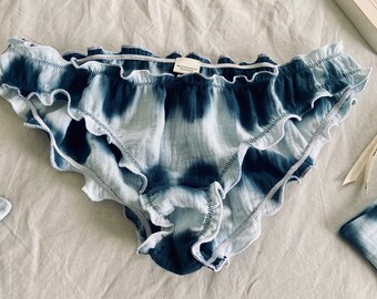 Culotte bloomer en gaze de coton Tye and Dye , bleue et blanche façon nuages