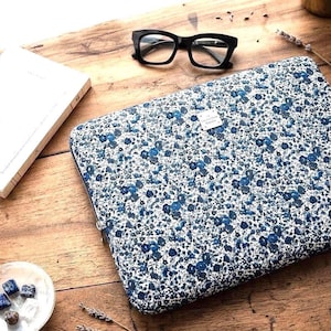 Custodia protettiva per laptop da 13 a 19 pollici o iPad, con stampa Liberty, 4 strati di pile high-tech, foderata con tessuto impermeabile.