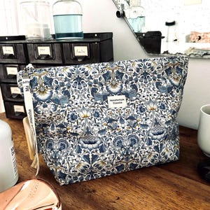 Grande bolsa de higiene pessoal Liberty, bolsos internos
