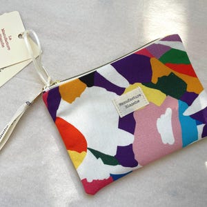 petit porte-monnaie ou porte-cartes en coton coloré, coordonné au sac banane