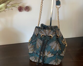 Sac seau à chaine « Jungle » porté Épaule, main ou crossbody , en Jacquard