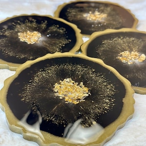 Handmade Black Gold Geode Resin Coasters Sets, Housewarming Gift, Gift for her, Resin Art, Home décor, Unique Cute Coaster Set, Fall Decor