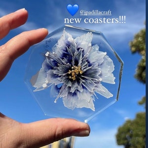 Coasters, Flower Coasters, Drink Coasters, Cup Holders, Coaster Set, Handmade Blue Flowers Resin Coasters, Housewarming Gift, Resin Art