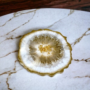 Handmade White Gold Geode Resin Coasters Sets, Housewarming Gift, Gift for her, Resin Art, Home décor, Unique Cute Coaster Set, Fall Decor
