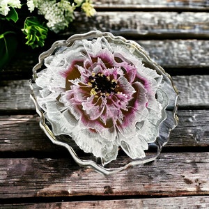 Coasters, Flower Coasters, Drink Coasters, Cup Holders, Coaster Set, Handmade Purples Flower Resin Coasters, Housewarming Gift, Resin Art