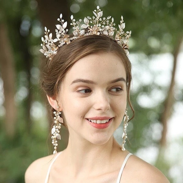 EVERLY, Floral Wedding Tiara, Bridal Headpiece, Earrings