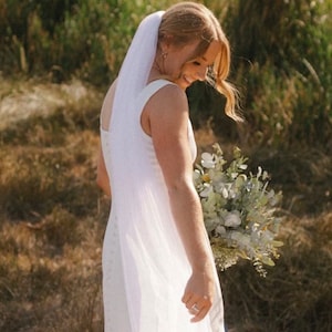AVA, Gathered, Minimalist, One Layer Veil, Cut Edge Soft Tulle Veil