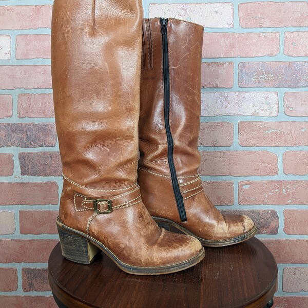 Vintage 70s-80s Thom McAn Brown Leather Tall Heeled Round Toe Western Riding Boots