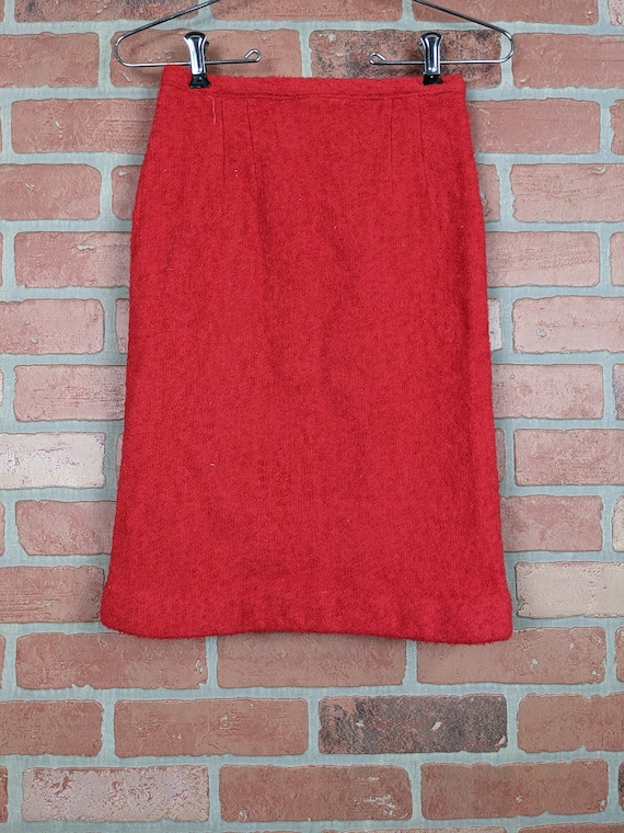 Vintage 50s-60s Plain Red Wool Towel Cloth Pencil 