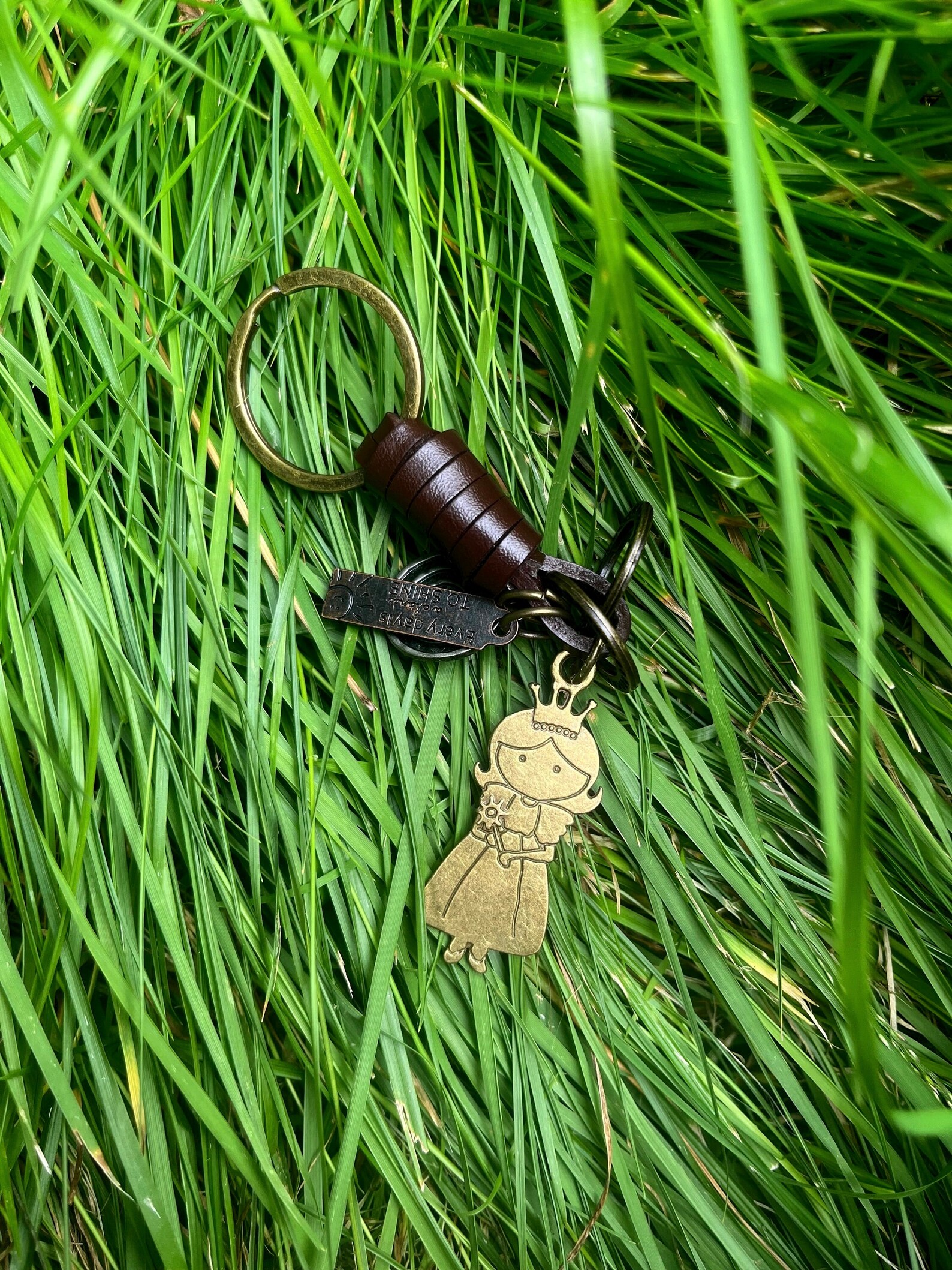 Queen Keychain Gift Women Leather Princess Keyring Home Car Door Keys ...