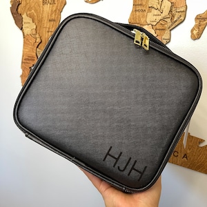 Personalized Monogram Makeup Travel Organizer Bag, Vegan Leather Bag, Personalized Cosmetics Bag, Makeup Artist Bag, Bridesmaid Gift