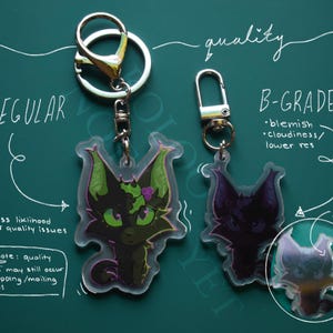 Stickers semi-holographiques et porte-clés « Hold It In » avec des feuilles de houx et des chats guerriers - Koloo Art YT Merch (LIRE LA DESCRIPTION !!!)