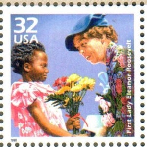 Eleanor Roosevelt First Lady Rights Champion for Women, Minorities & Disadvantaged 1930 Celebrate the Century 32 Cent US Stamp Scotts 3185d