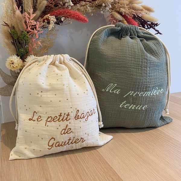 Pochon personnalisé /pochon à cadeau / Sac de change bébé /sac à jouet /pochon à vêtements