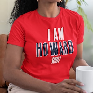 I AM HOWARD -  Howard Alumni Tee, Vintage Howard Shirt, Retro Howard Merch, Howard HBCU Hoodies & Sweatshirts, Bisons Tees, College Apparel