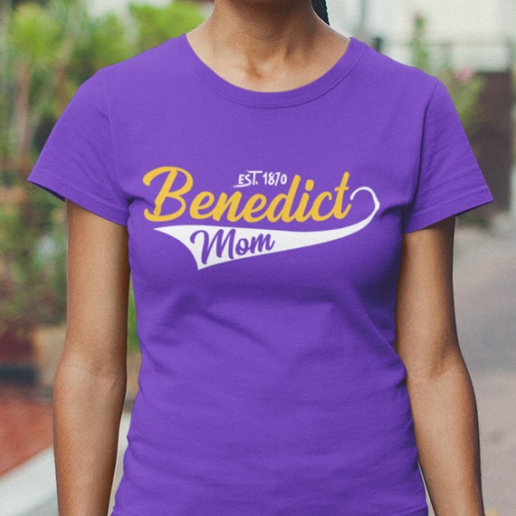 Benedict 1870 College Apparel - T Shirt Benedict 1870 College Apparel - T Shirt