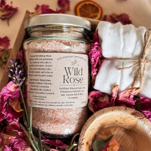 Bathe & Soothe | Personalised Spa Gift Box | Gift Wrapped for Her | Natural Skincare | Eco Friendly Self Care Pamper Hamper | Birthday Gift Bild 2