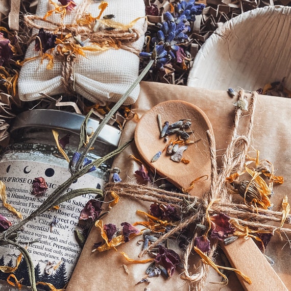 Personalised Spa Gift Box Organic Natural, Gift Wrapped for Her, Skincare, Bath & Body Pamper Hamper, Eco Friendly Self Care Products