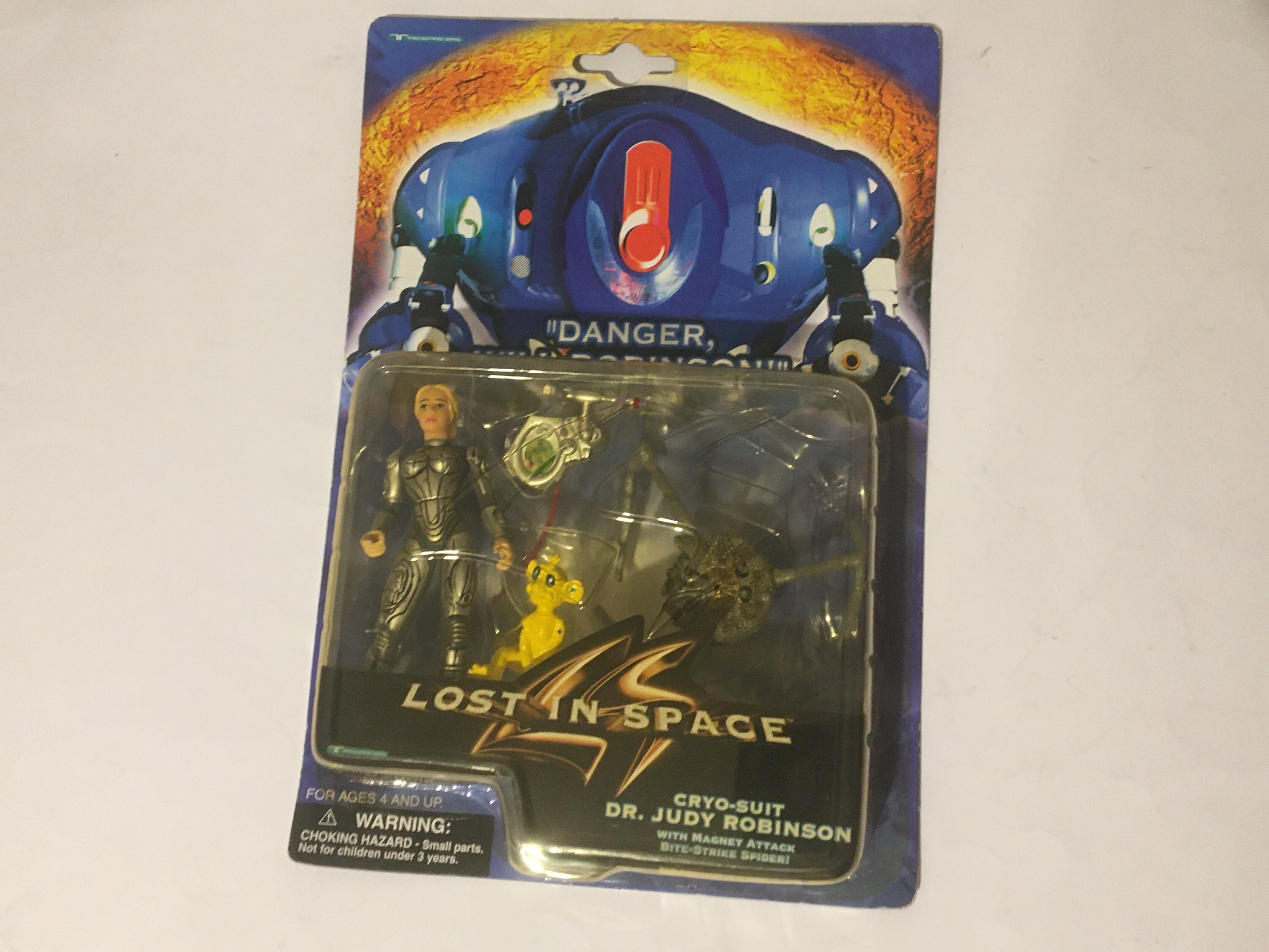 Lost in space best sale action figures 2018